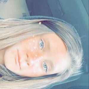 Meet your Posher, Macy